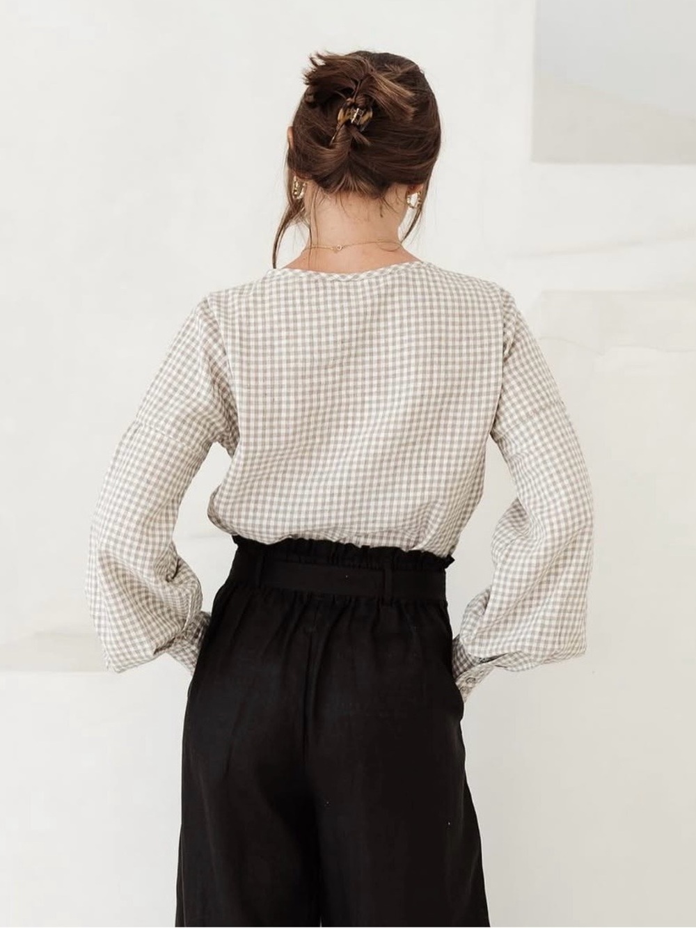 Free the label Cream and Taupe Gingham Balloon Sleeve Blouse - Picture 2 of 9